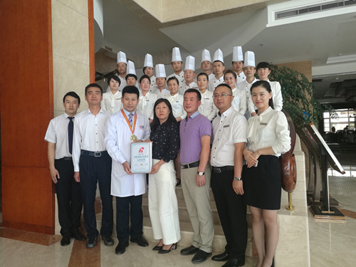 2016��8��30�����Һ챦����˳��ͨ���г�ΰҵ��4D�ֳ���ȫ�������ա�