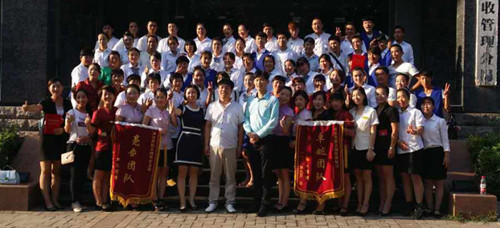 2016年9月4-5日渔夫蒸鲜餐饮成功导入中成伟业“餐前风暴例会与PK模式”