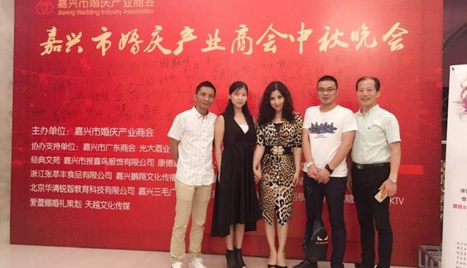 1473749526832631.jpg 1048196804.jpg