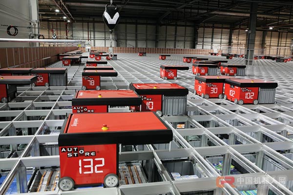 1477725878597738.jpg 机器人革命3.jpg