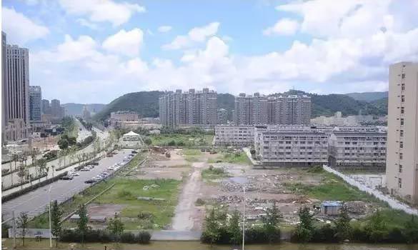 1484997032160806.jpg 村留地拍卖.jpg