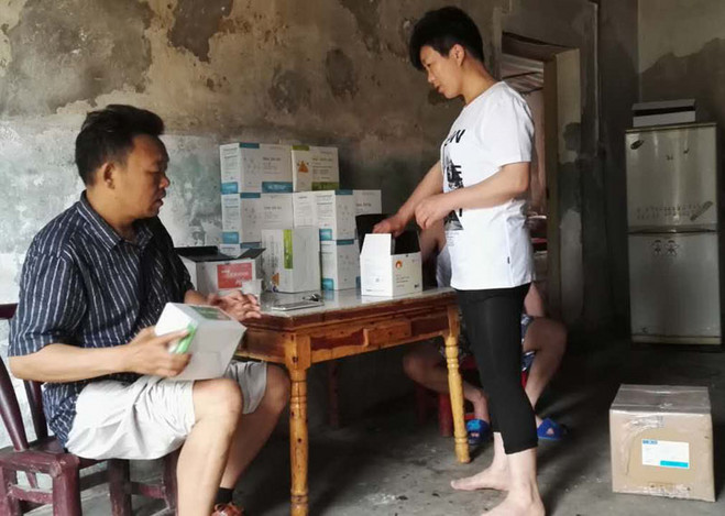 1476427823927777.jpg 孝昌吴桂洲下乡推广公司三健客.jpg
