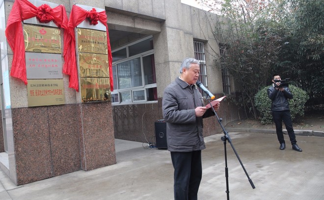 1483694736149165.jpg GD8A1933-03.jpg