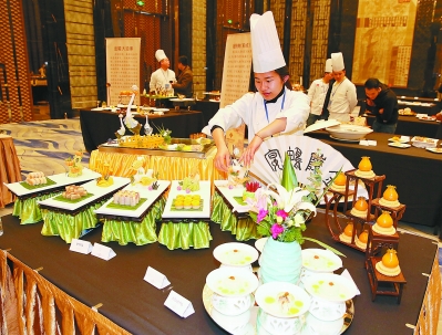 比比谁能用家常原料做出大众认可的菜品