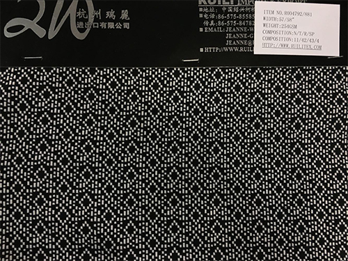 25R004792-881.jpg