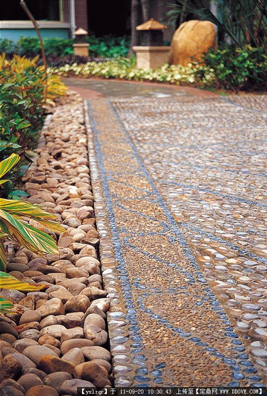 鹅卵石铺装效果图8