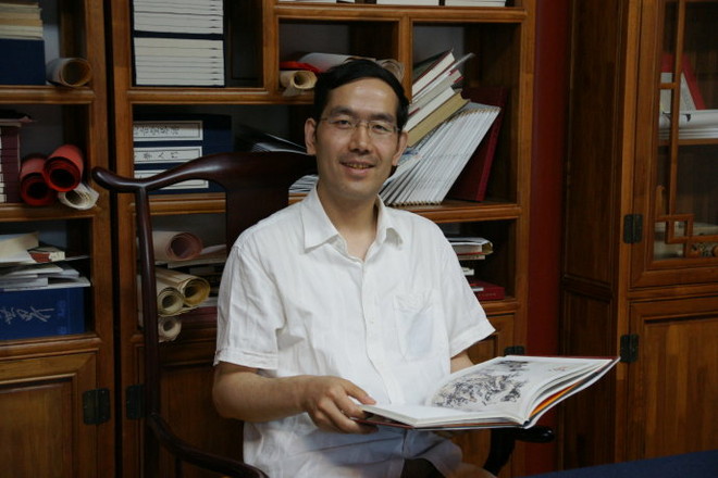 杨光祖:诗人总是在孤独幽寂中倾吐诗句